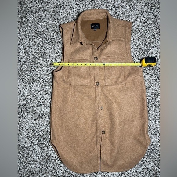 Love Tree Women's Brown Long Button-Up Vest - Picture 4 of 6